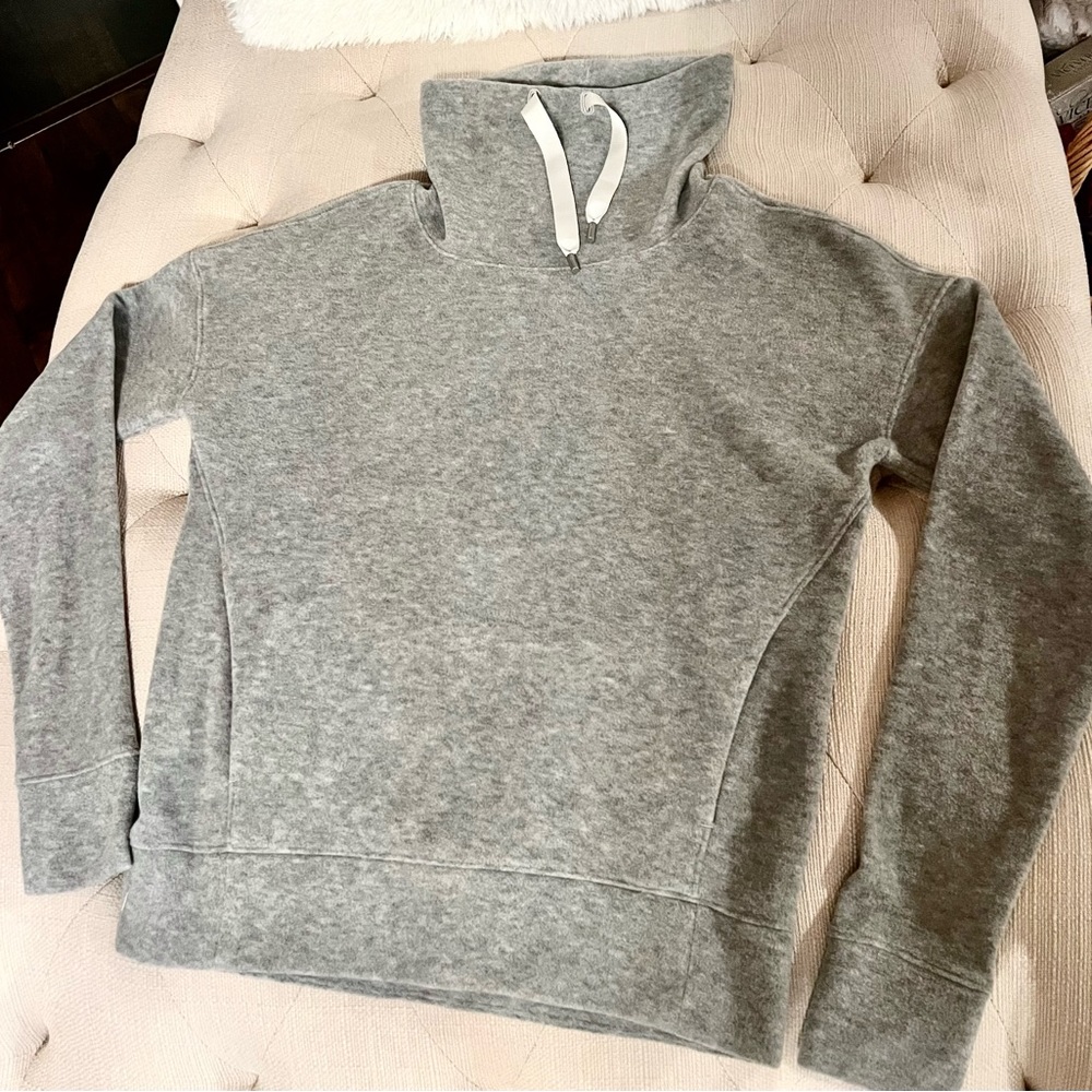 NWOT Lululemon Go Forward Scuba Fleece Funnel Neck pull over sz 2